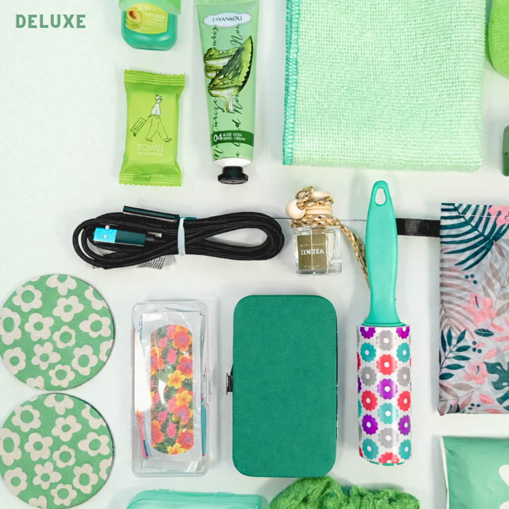 The Car Essentials Kit - Green