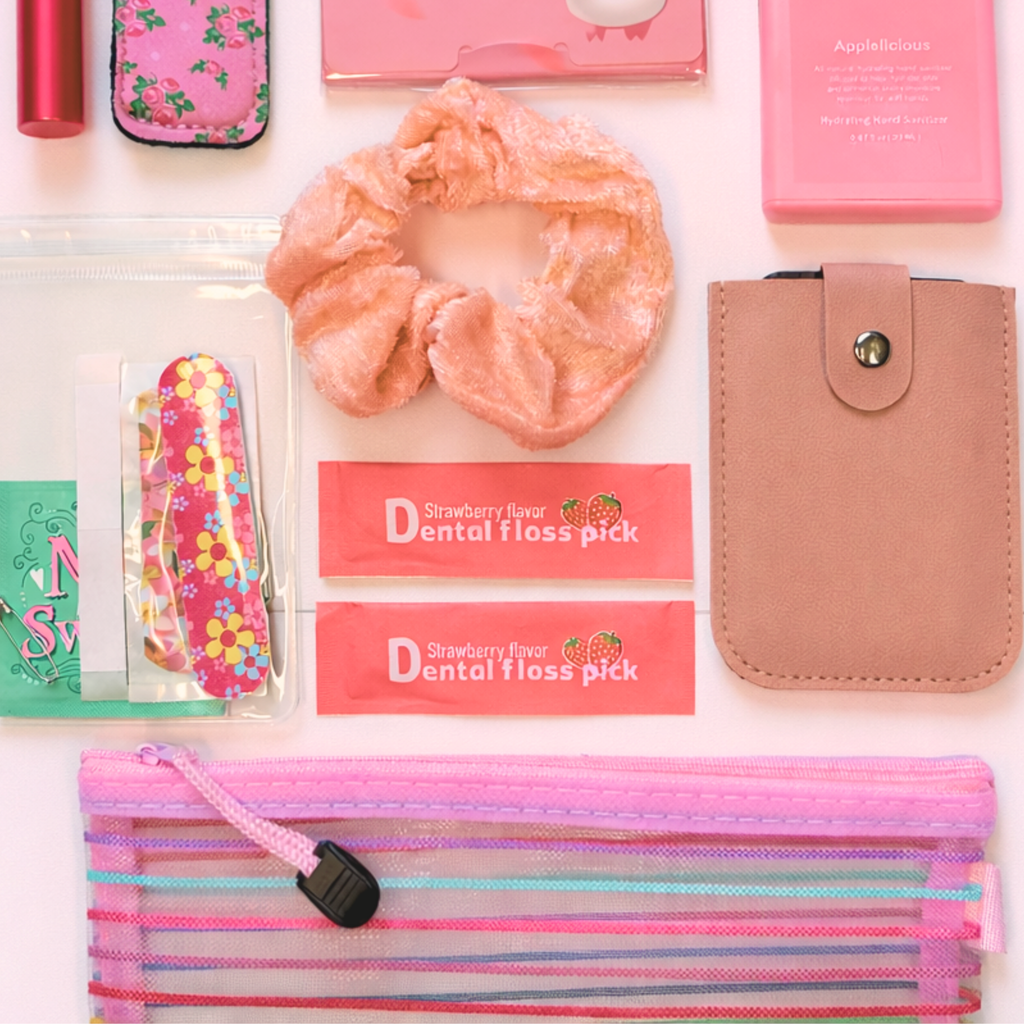 The Purse Essentials Kit - Pink